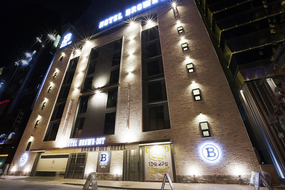 Hotel Brown Dot 金海市 外观 照片