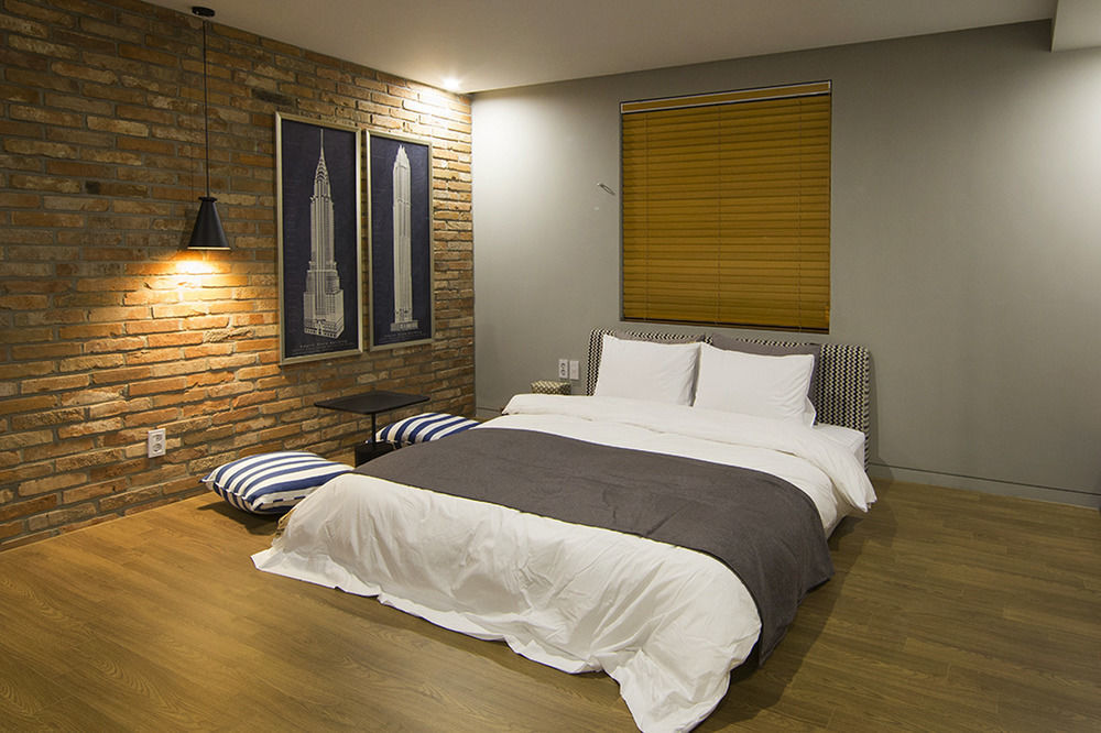 Hotel Brown Dot 金海市 外观 照片