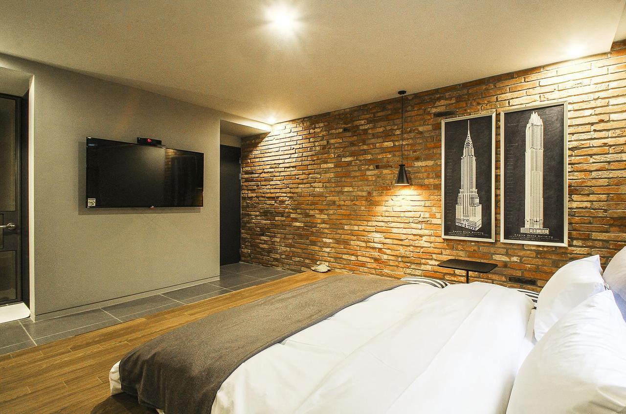 Hotel Brown Dot 金海市 外观 照片