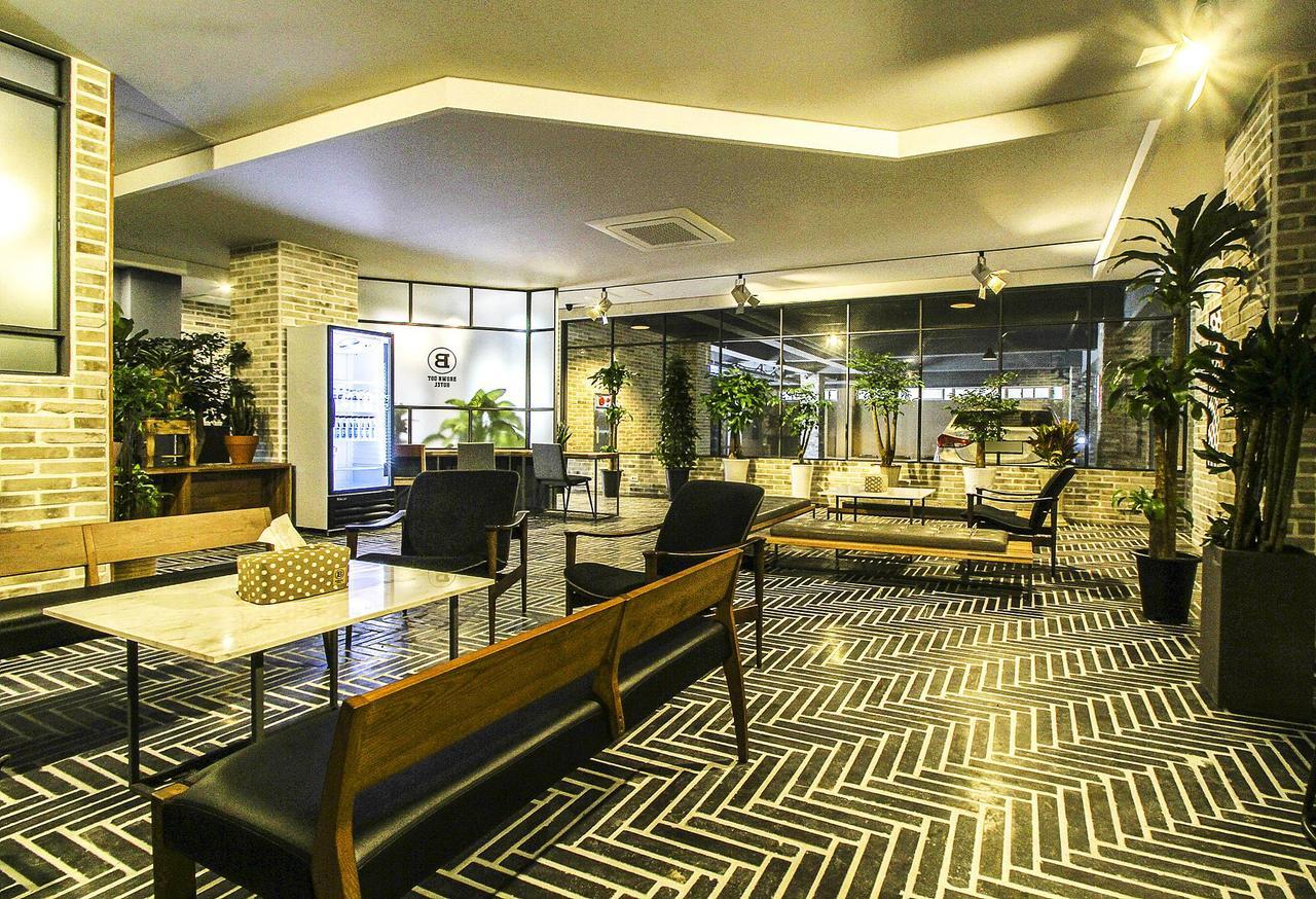 Hotel Brown Dot 金海市 外观 照片