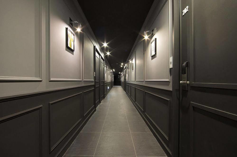 Hotel Brown Dot 金海市 外观 照片